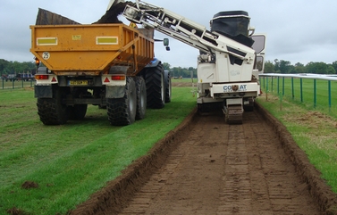 Décaissement pour création de piste en sable fibré 04 Hippodrome de Chantilly